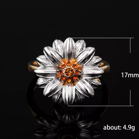 New Two Tone Sweet Flower Orange Zircon Ring 💍 - Picture 4 of 4